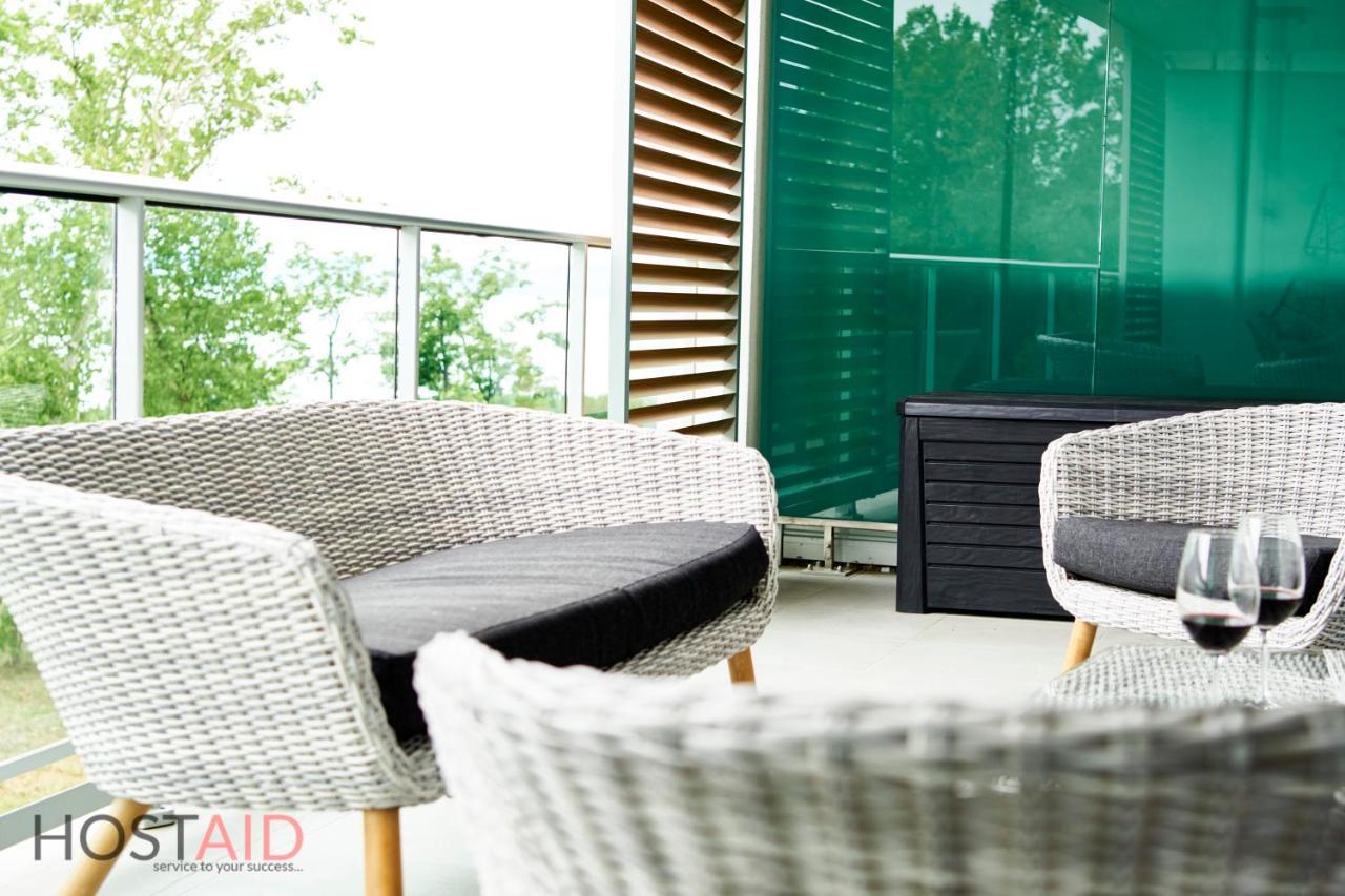 Azur Apartment - Hostaid Siófok Eksteriør billede